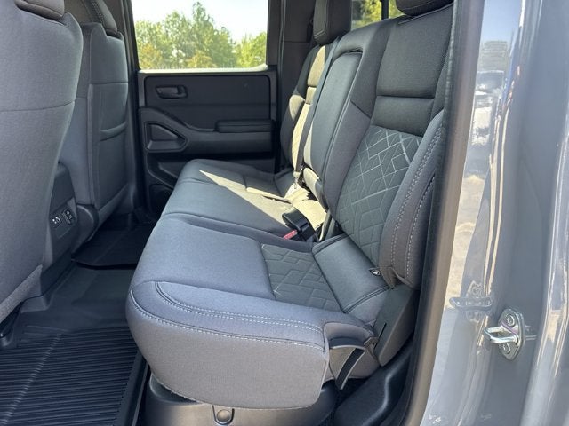 2027 Nissan Frontier Crew Cab SV