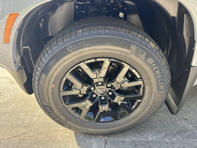2027 Nissan Frontier Crew Cab SV