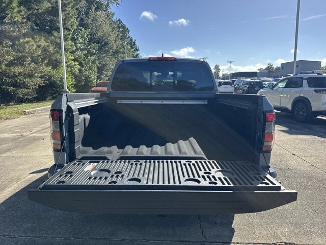 2027 Nissan Frontier Crew Cab SV
