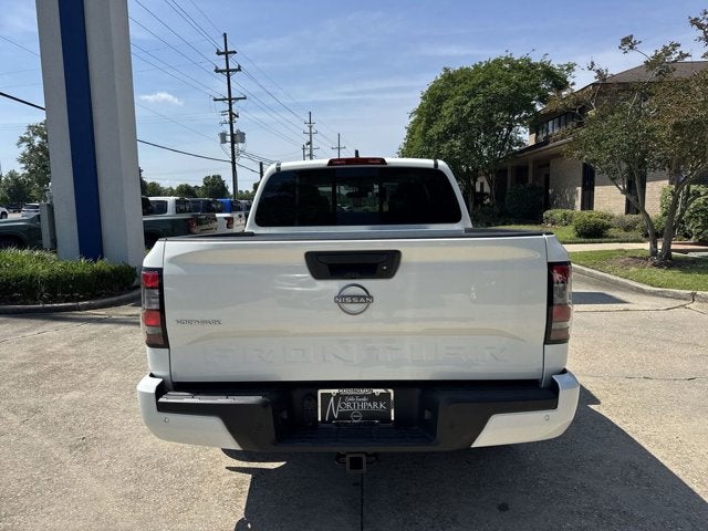 2026 Nissan Frontier Crew Cab SV