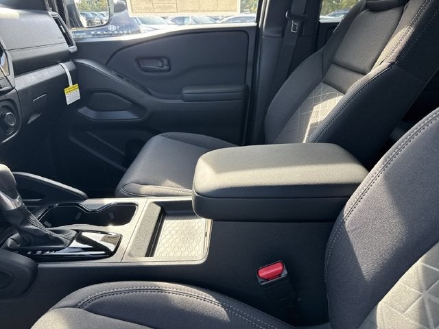 2027 Nissan Frontier Crew Cab SV