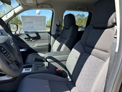 2026 Nissan Frontier Crew Cab SV