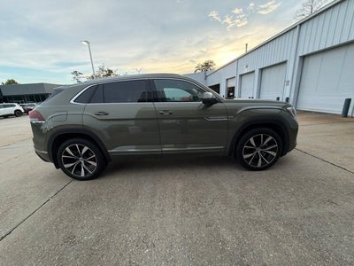 2026 Volkswagen Atlas Cross Sport 2.0T SEL Premium R-Line