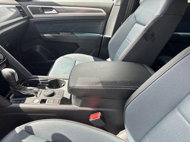 2023 Volkswagen Atlas Cross Sport 3.6L V6 SEL R-Line Black