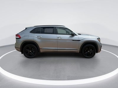 2023 Volkswagen Atlas Cross Sport 3.6L V6 SEL R-Line Black