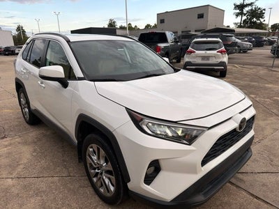 2019 Toyota RAV4 XLE Premium
