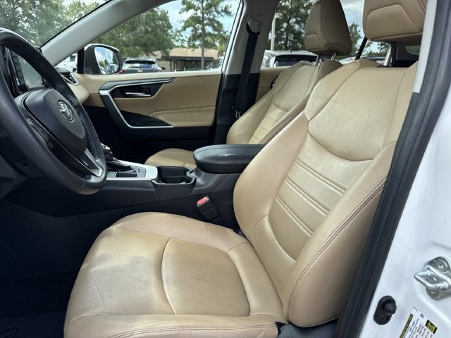 2019 Toyota RAV4 XLE Premium