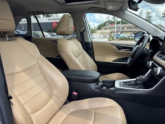 2019 Toyota RAV4 XLE Premium