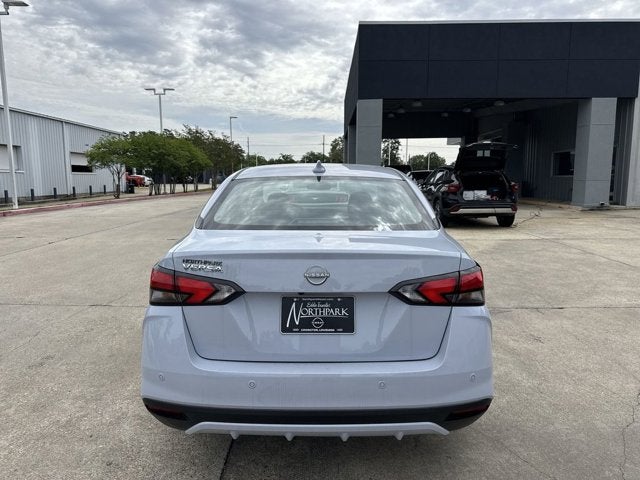 2025 Nissan Versa SV