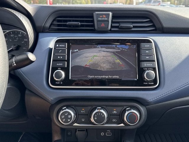 2025 Nissan Versa SV