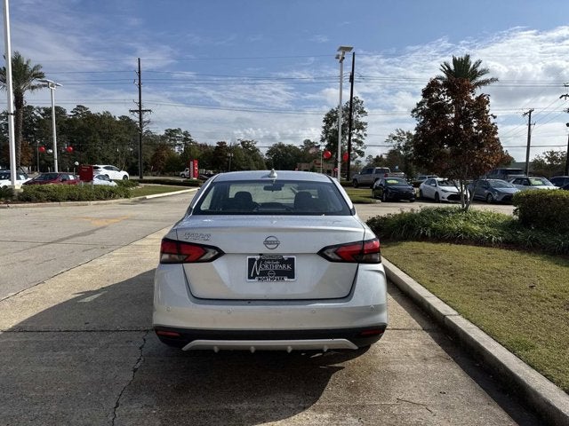 2025 Nissan Versa SV
