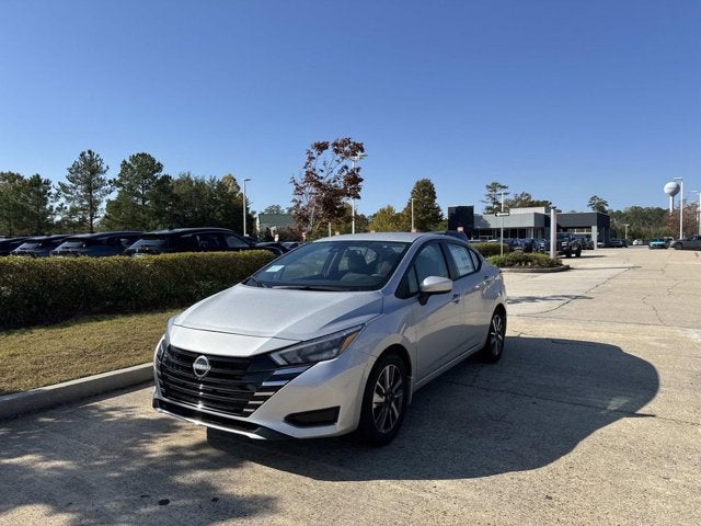 2025 Nissan Versa SV