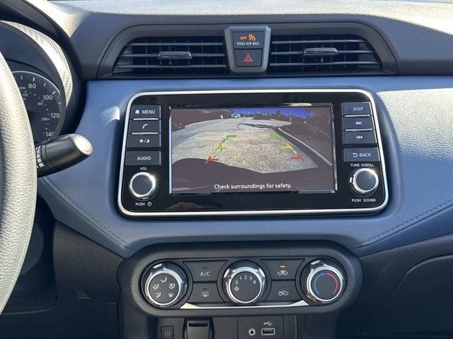 2025 Nissan Versa SV