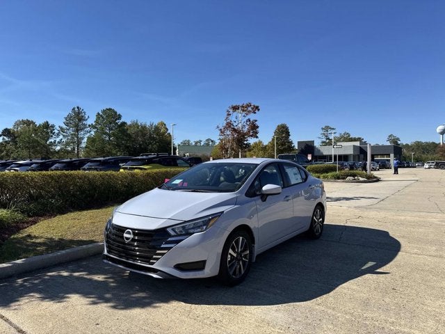 2025 Nissan Versa SV