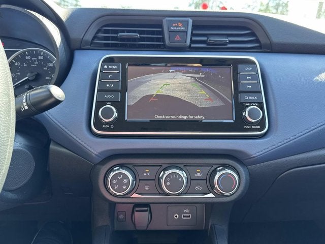 2025 Nissan Versa SV