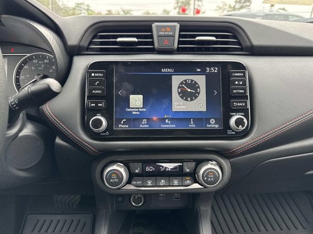 2025 Nissan Versa SR