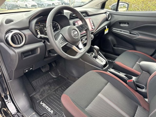 2025 Nissan Versa SR
