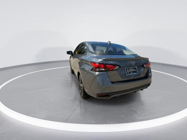 2025 Nissan Versa SR