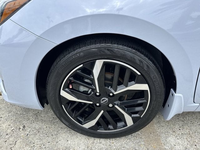 2023 Nissan Versa SR