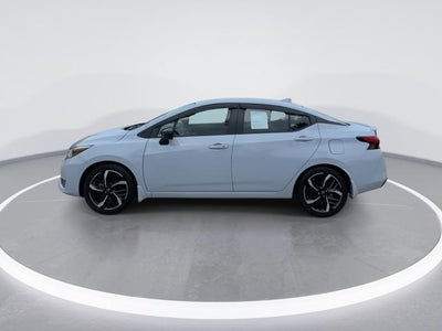 2023 Nissan Versa SR
