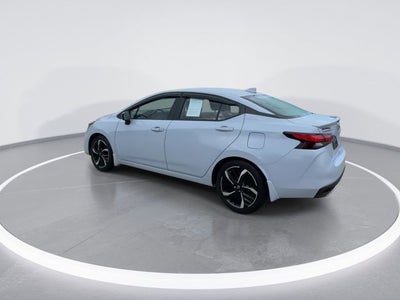 2023 Nissan Versa SR