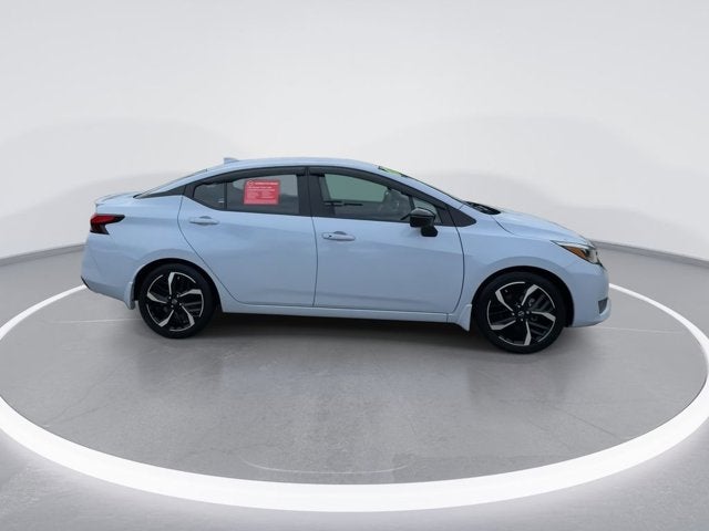 2023 Nissan Versa SR