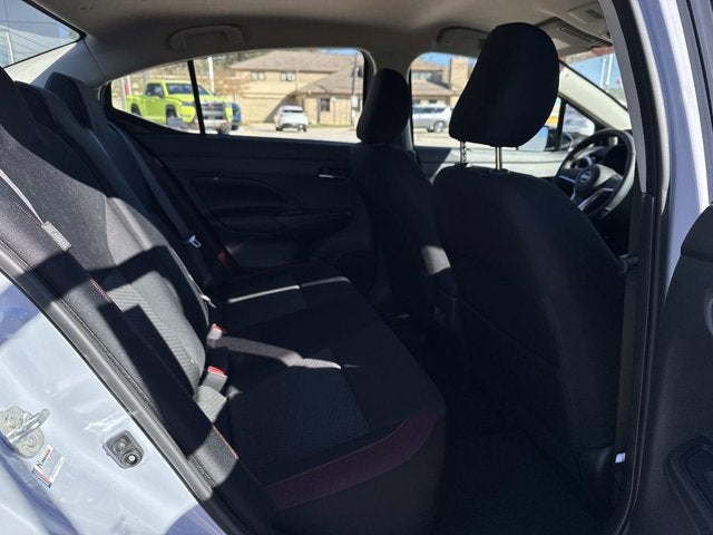 2025 Nissan Versa SR