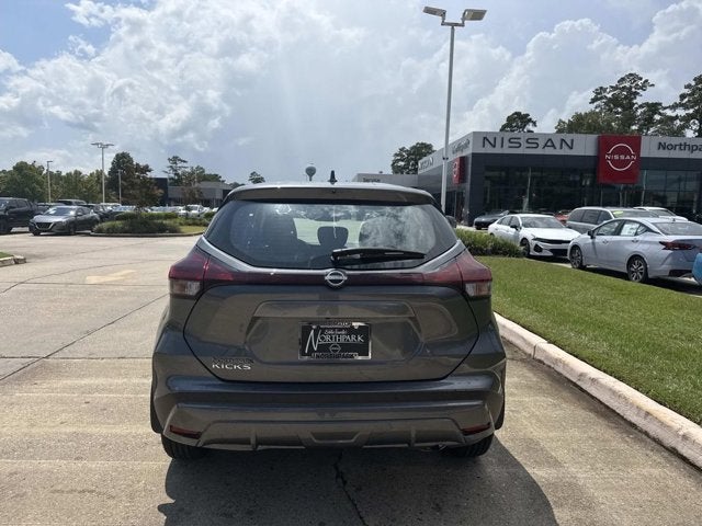 2025 Nissan Kicks Play S