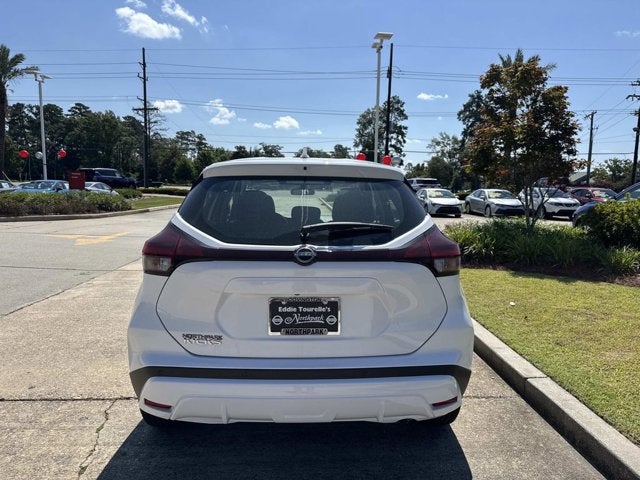 2025 Nissan Kicks Play S