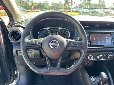 2025 Nissan Kicks Play S