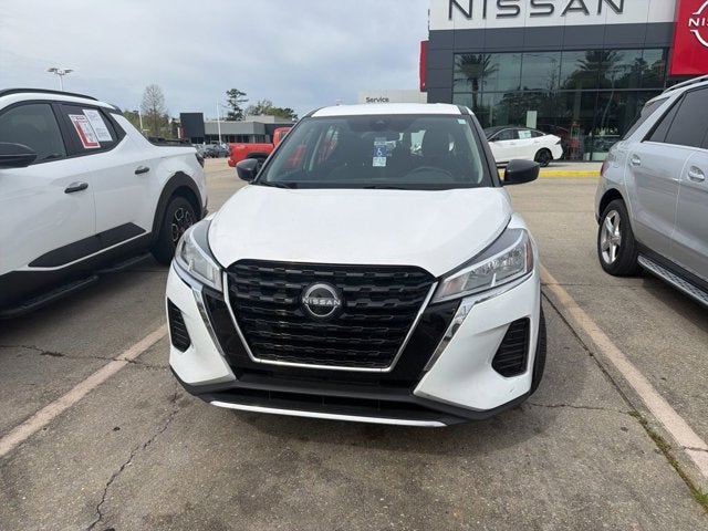 2022 Nissan Kicks S