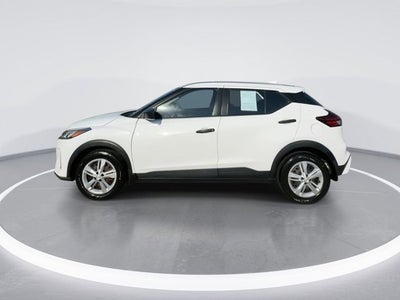 2022 Nissan Kicks S