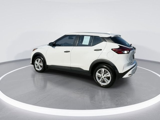 2022 Nissan Kicks S