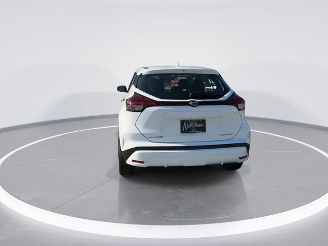 2022 Nissan Kicks S