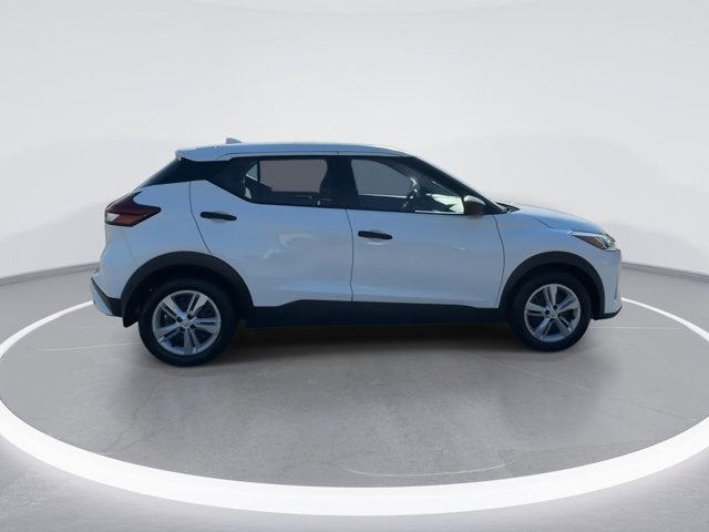 2022 Nissan Kicks S