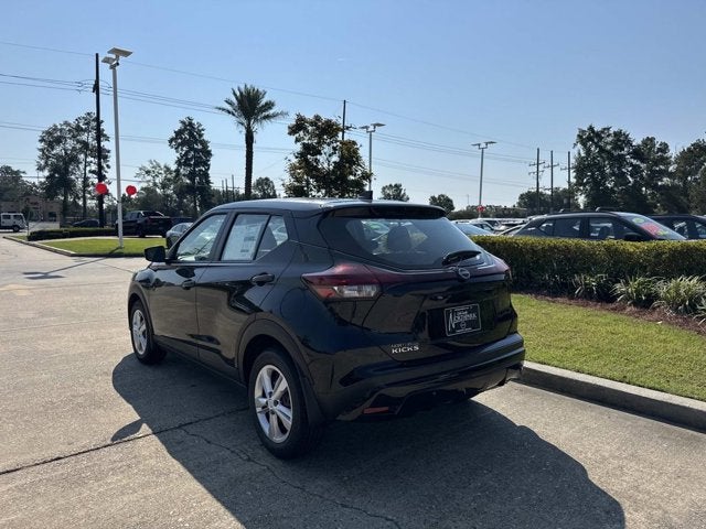 2025 Nissan Kicks Play S