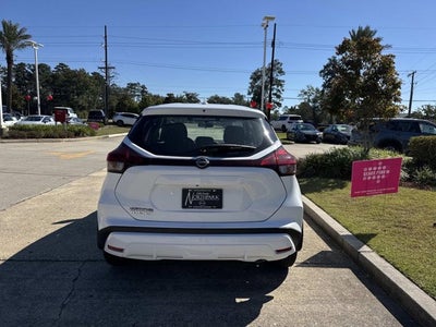 2025 Nissan Kicks Play S