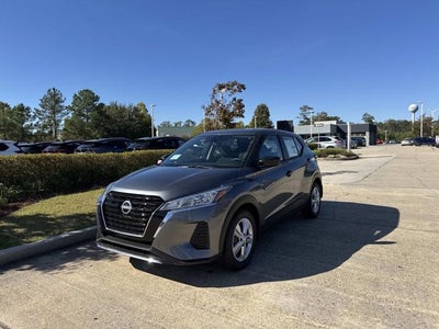 2025 Nissan Kicks Play S