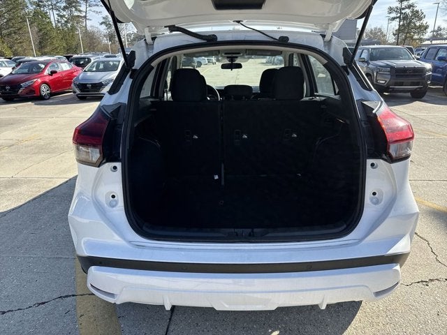 2025 Nissan Kicks Play S