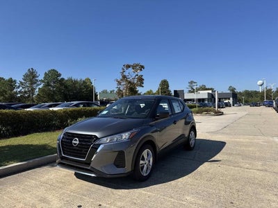 2025 Nissan Kicks Play S