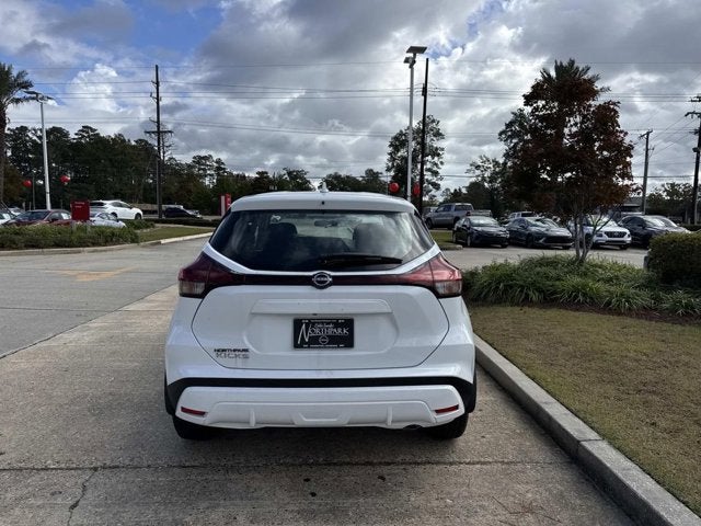 2025 Nissan Kicks Play S