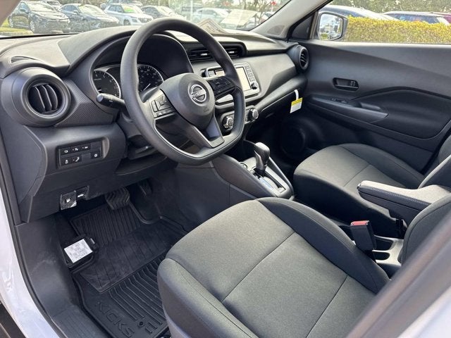 2025 Nissan Kicks Play S