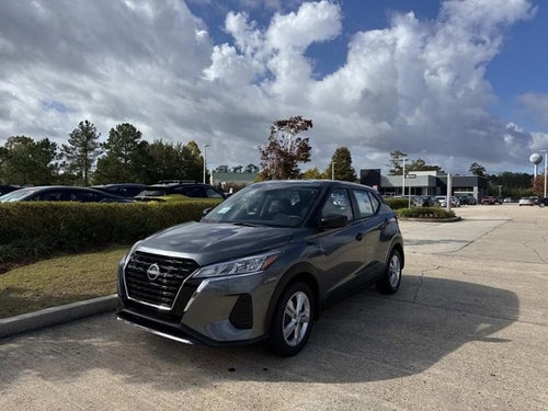 2025 Nissan Kicks Play S