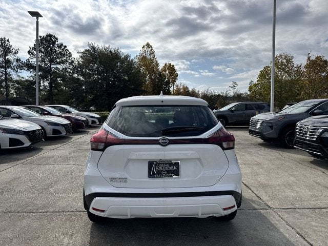 2025 Nissan Kicks Play S