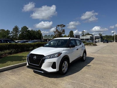 2025 Nissan Kicks Play S