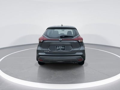 2025 Nissan Kicks Play S