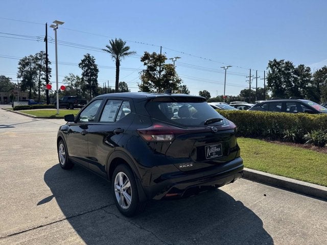 2025 Nissan Kicks Play S