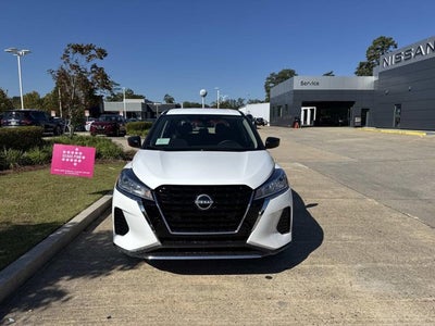 2025 Nissan Kicks Play S