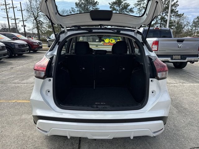 2024 Nissan Kicks SV