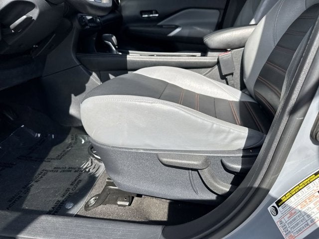 2022 Nissan Kicks SR
